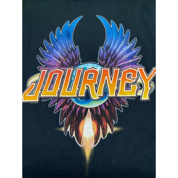 Journey Tour 2018 Black T-Shirt Size M Wings Graphic Gildan Heavy Cotton Rock - Picture 8 of 10